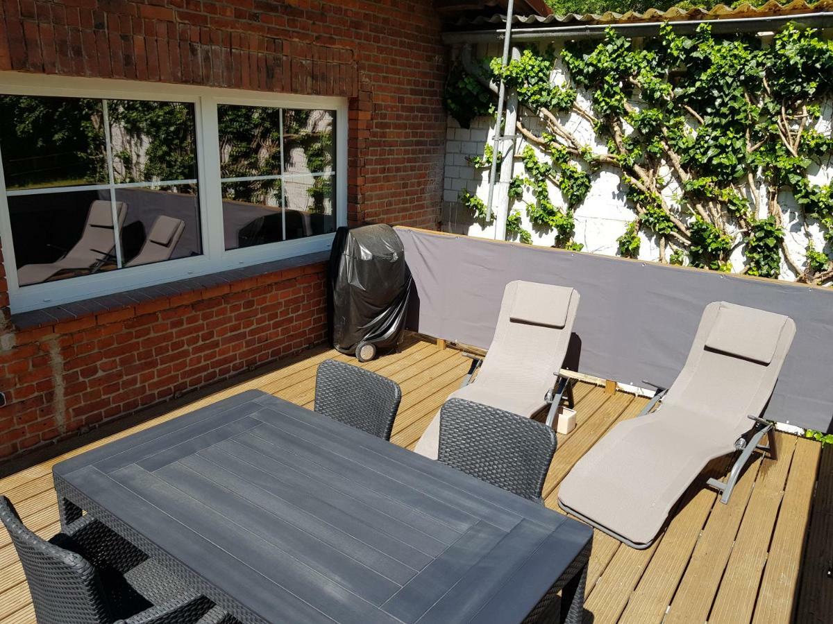 Grosse, Helle Ferienwohnung Mit 2 Balkonen Auf Dem Bauernhof In Der Lueneburger Heide Oetzen Kültér fotó
