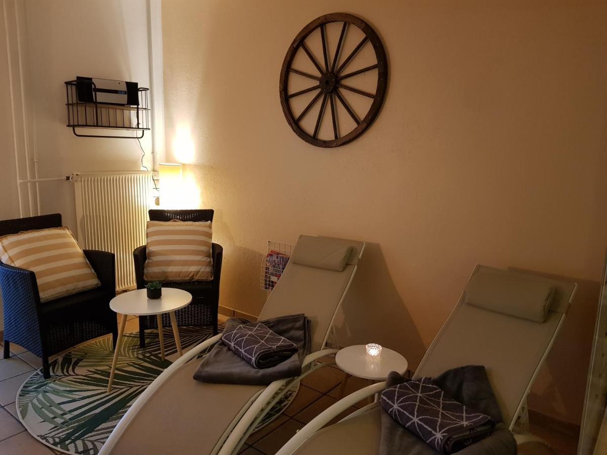 Grosse, Helle Ferienwohnung Mit 2 Balkonen Auf Dem Bauernhof In Der Lueneburger Heide Oetzen Kültér fotó